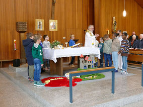 Patronatsfest in der St. Elisabeth Kirche in Merxhausen (© Karl-Franz Thiede)